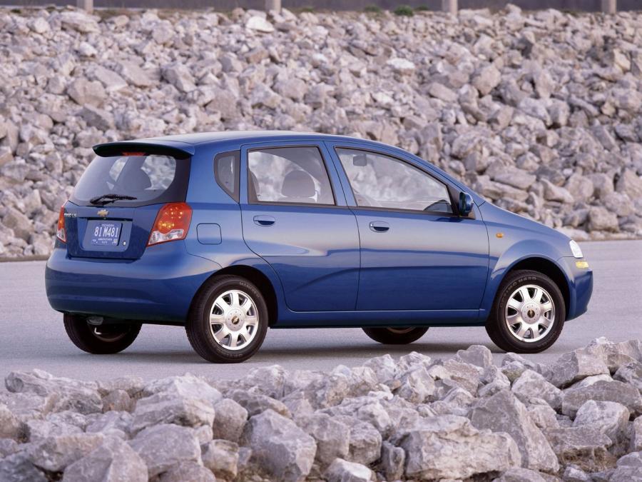  Chevrolet Aveo 5-Door 2003 года  (фото 3 из 16)